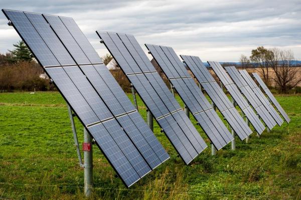Revoluţie energetică în China: fotovoltaicele au devenit principala sursă de energie, depăşind cărbunele
