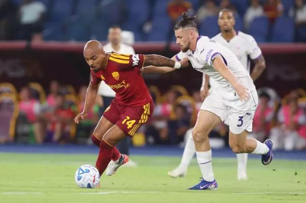 Cupa Italiei. AC Fiorentina, cu Radu Drăguşin, s-a calificat în optimi după 3-0 cu Pisa