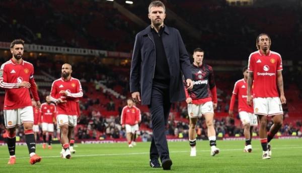 Manchester United, eliminată dramatic din Cupa Ligii. A avut 2-0 cu Brighton, dar a pierdut meciul