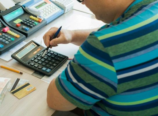 A muncit 43 de ani, inclusiv în weekenduri. Ce pensie primește acum: "Îmi număr banii zilnic"