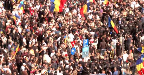 Protest, astăzi, în Piața Victoriei, după violențele de la manifestația ciobanilor. Anunțul Jandarmeriei