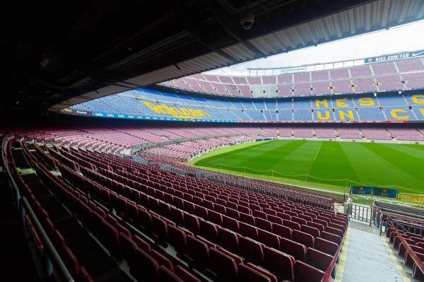 Pe 24 septembrie 1957 a fost inaugurat Stadionul Camp Nou, din Barcelona