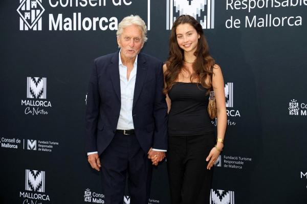 Pe 25 septembrie 1944 s-a născut actorul american Michael Douglas