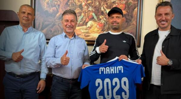 Florin Maxim rămâne la Corvinul Hunedoara. Decizia luată de conducerea clubului