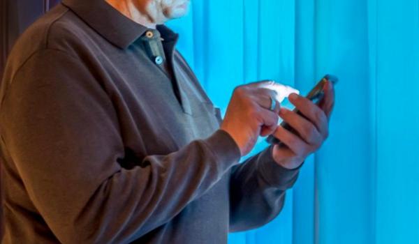 Compania amendată în România cu 1 milion de euro, după ce un angajat ar fi șters WhatsApp de pe telefon