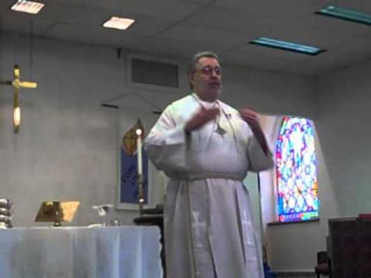 Cel mai ciudat preot! A ţinut cea mai scurtă slujbă ca să ajungă la un meci de fotbal