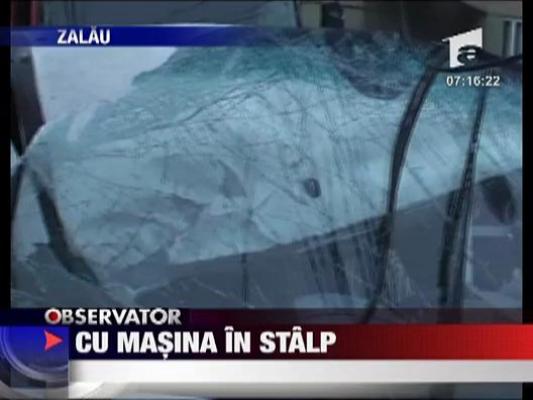 Cu masina in stalpul electric