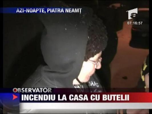 Incendiu la casa cu butelii