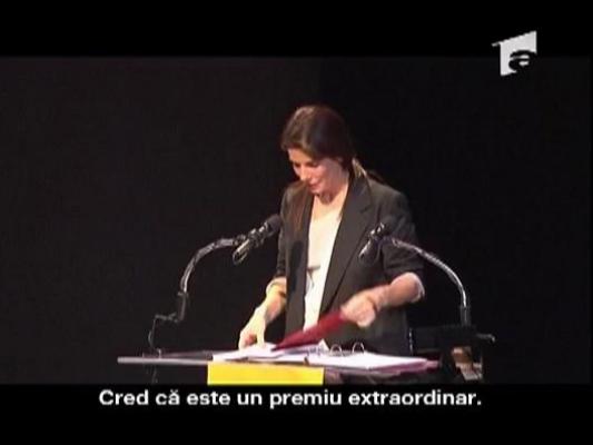 Sandra Bullock a primit Zmeura de Aur