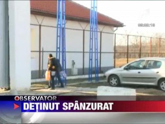 Detinut spanzurat