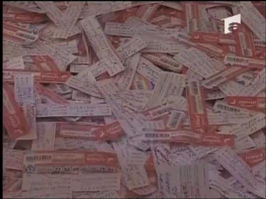 Mr Bingo face oameni fericiti