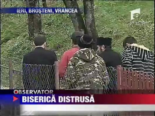 Biserica lovita de un trasnet