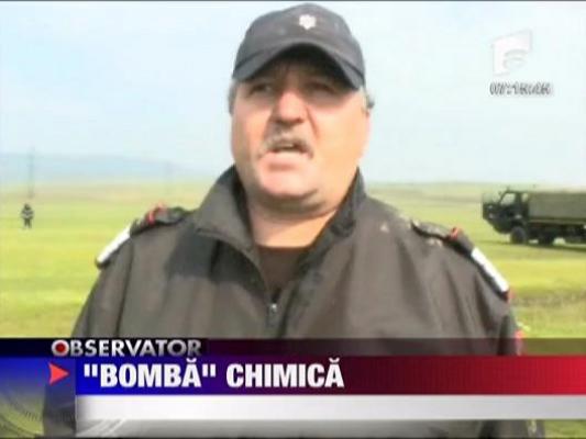 Bomba chimica pe marginea drumului