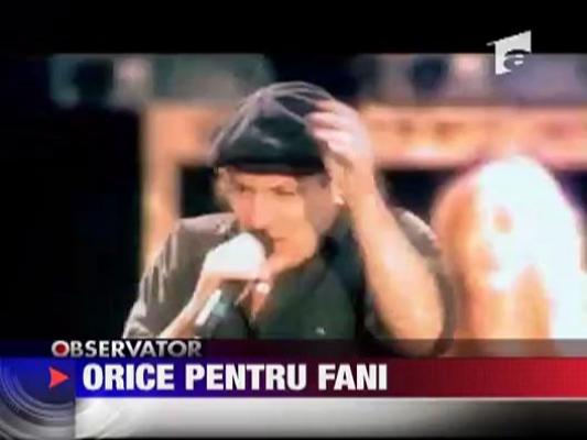 Inca doua tribune pentru concertul AC/DC