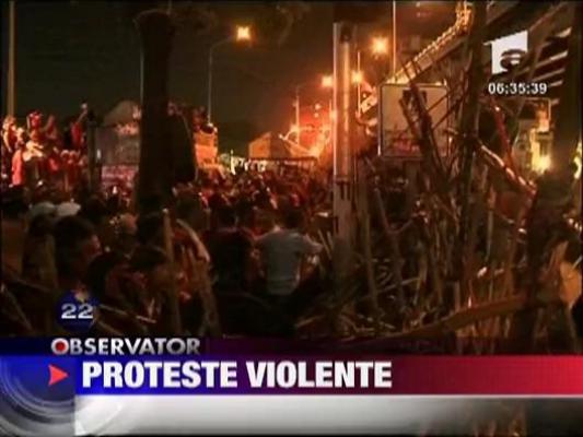 Proteste violente in Bangkok