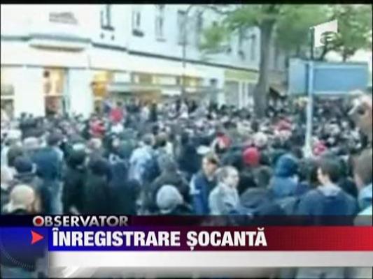 Inregistrare socanta: un politist loveste cu sange rece un protestatar