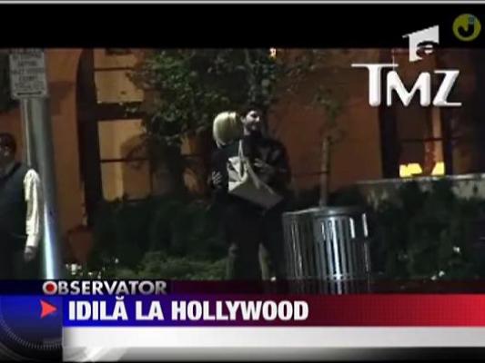 Charlize Theron si Keanu Reeves, cel mai nou cuplu de la Hollywood?