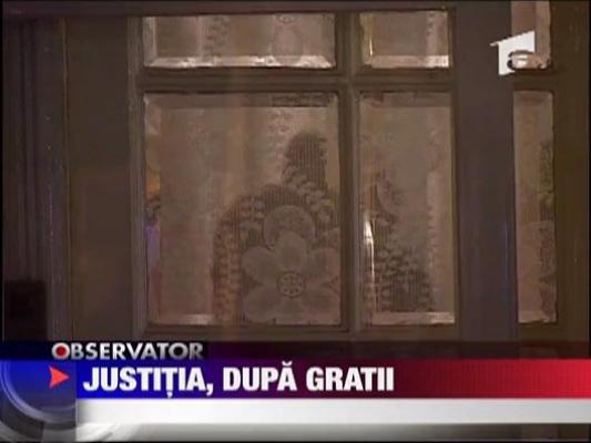 Un judecator si doi avocati craioveni au fost arestati pentru 29 de zile