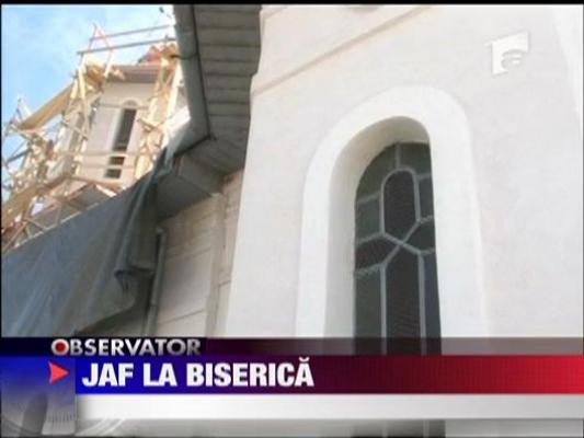 Jaf la o biserica din centrul Devei