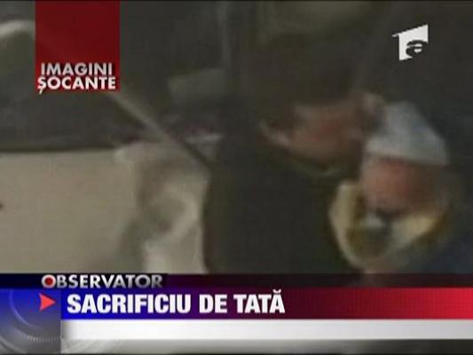 Imagini socante: pieton zdrobit de o masina