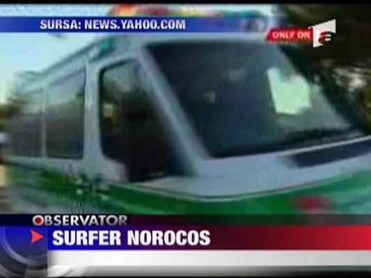 Surfer atacat de un rechin