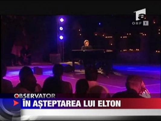 In asteptarea lui Sir Elton John