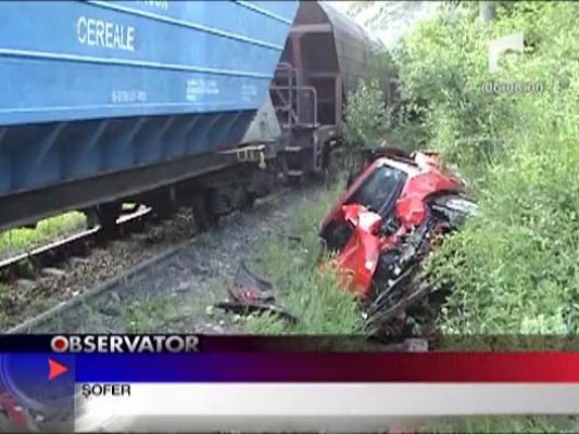 Au fost loviti de tren  si au scapat fara nicio zgarietura