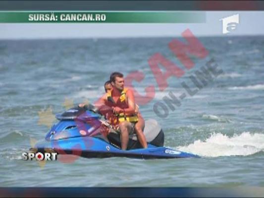 Tamas si-a petrecut vacanta alaturi de iubita, in Mamaia