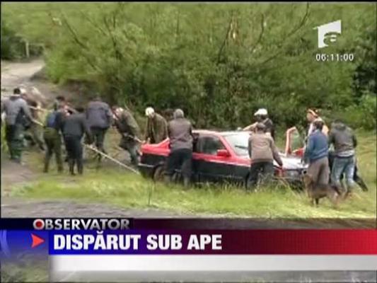 Disparut sub ape!