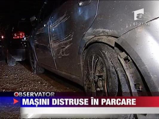 Masini  distruse in parcare