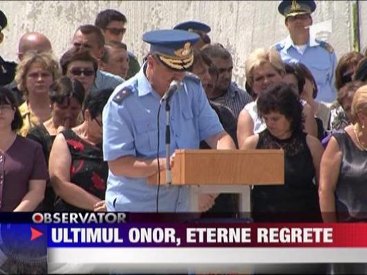 Ultimul onor, eterne regrete