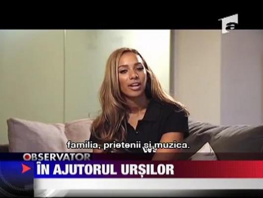 Leona Lewis a vizitat rezervatia de ursi de la Zarnesti