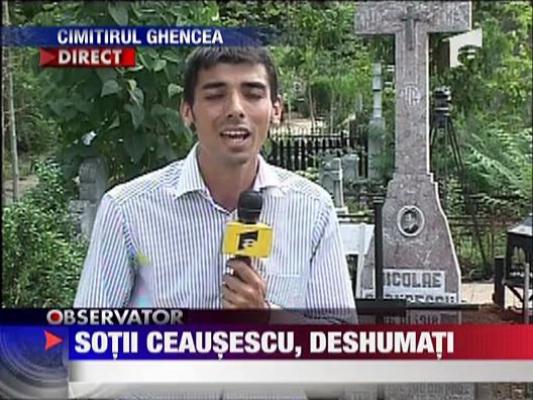 Sotii Ceausescu au fost deshumati