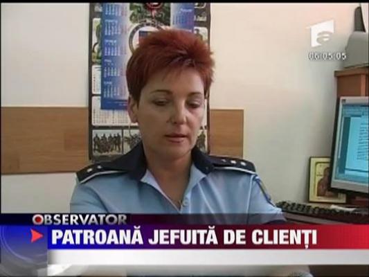 Patroana jefuita de clienti