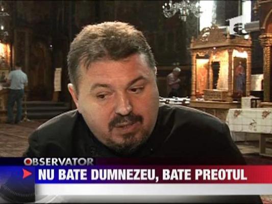 IMAGINI SOCANTE/ Nu bate Dumnezeu, bate preotul!