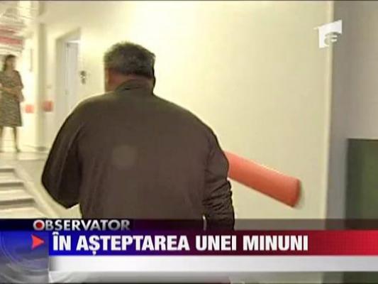 Politistul lovit in cap cu o sticla la Targoviste se afla inca in coma