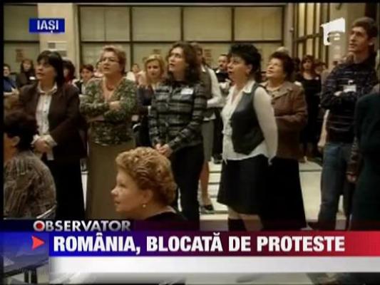 UPDATE / Romania, blocata de proteste