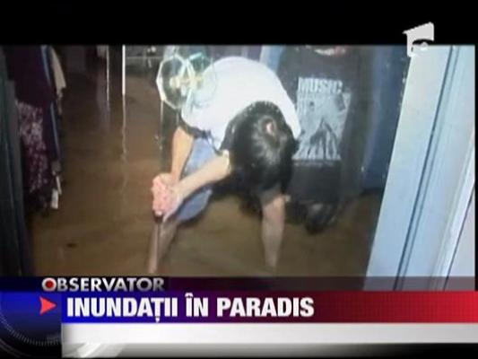 Inundatii in paradis! Insula Chios, sub ape