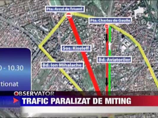 Trafic paralizat de miting