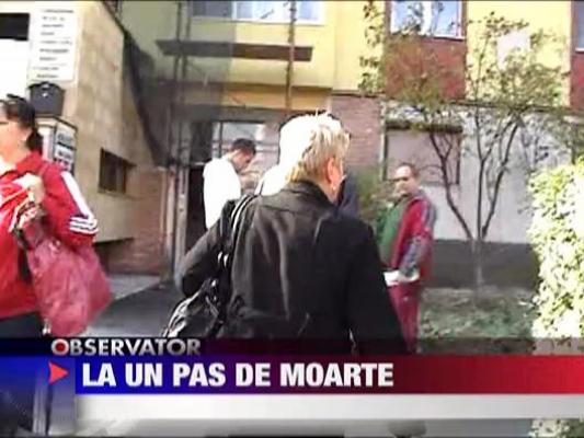 La un pas de moarte