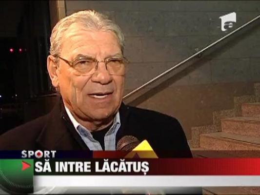 Ienei: "Sa intre Lacatus!"