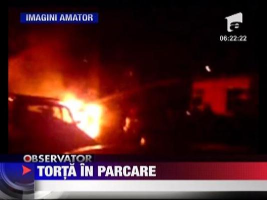 Flacari intr-o parcare aglomerata din Timisoara