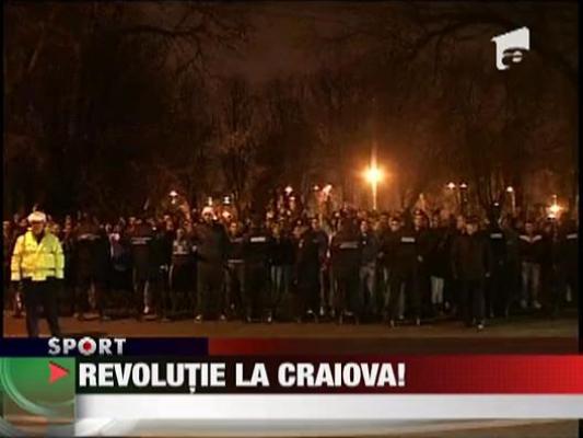 Piturca sustinut de fani