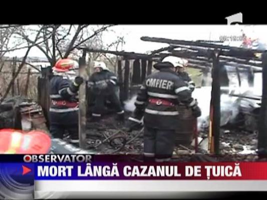 Mort langa cazanul de tuica