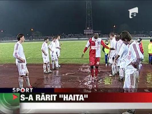 9 jucatori au parasit haita