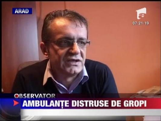 Ambulante distruse de gropi in Arad