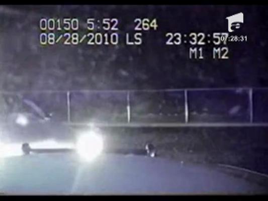 Politist brutal pe soselele americane