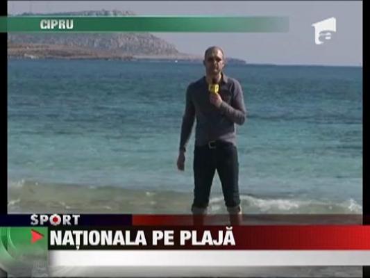 Razvan Lucescu si-a scos elevii la plaja!