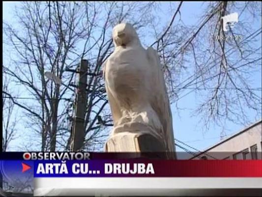 Opera de arta cu drujba