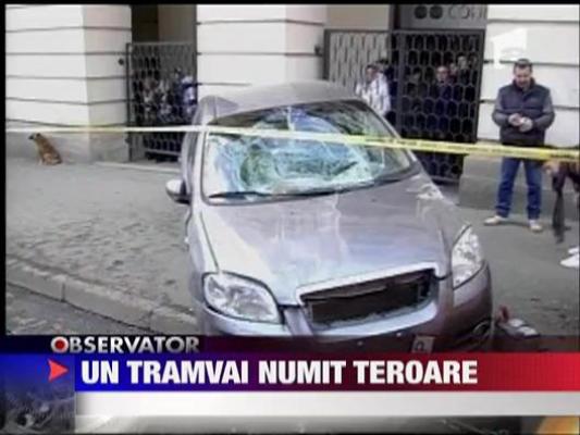 Update: Tramvai deraiat la Iasi, un mort, mai multe persoane ranite